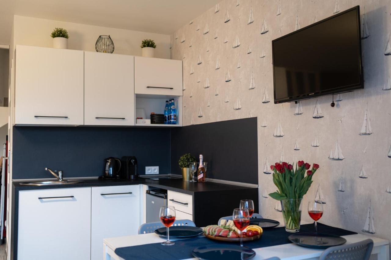 Karwia Marina Apartamenty Luaran gambar
